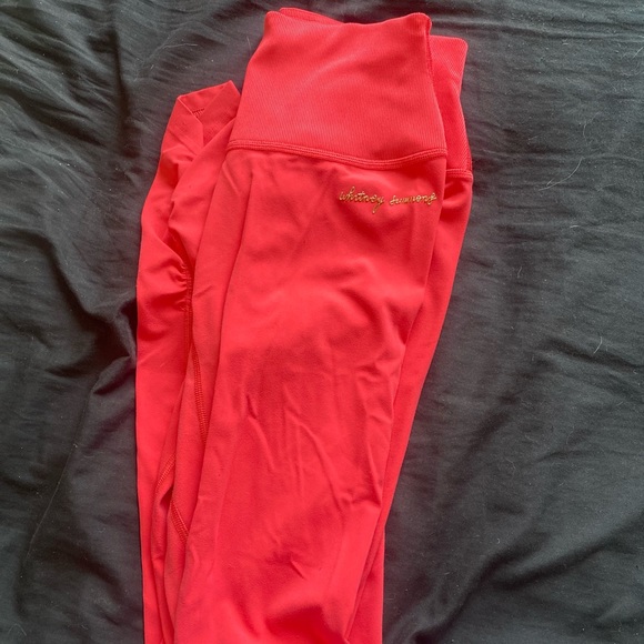 Whitney Simmons x Gymshark Leggings Cyber Red - Picture 2 of 3